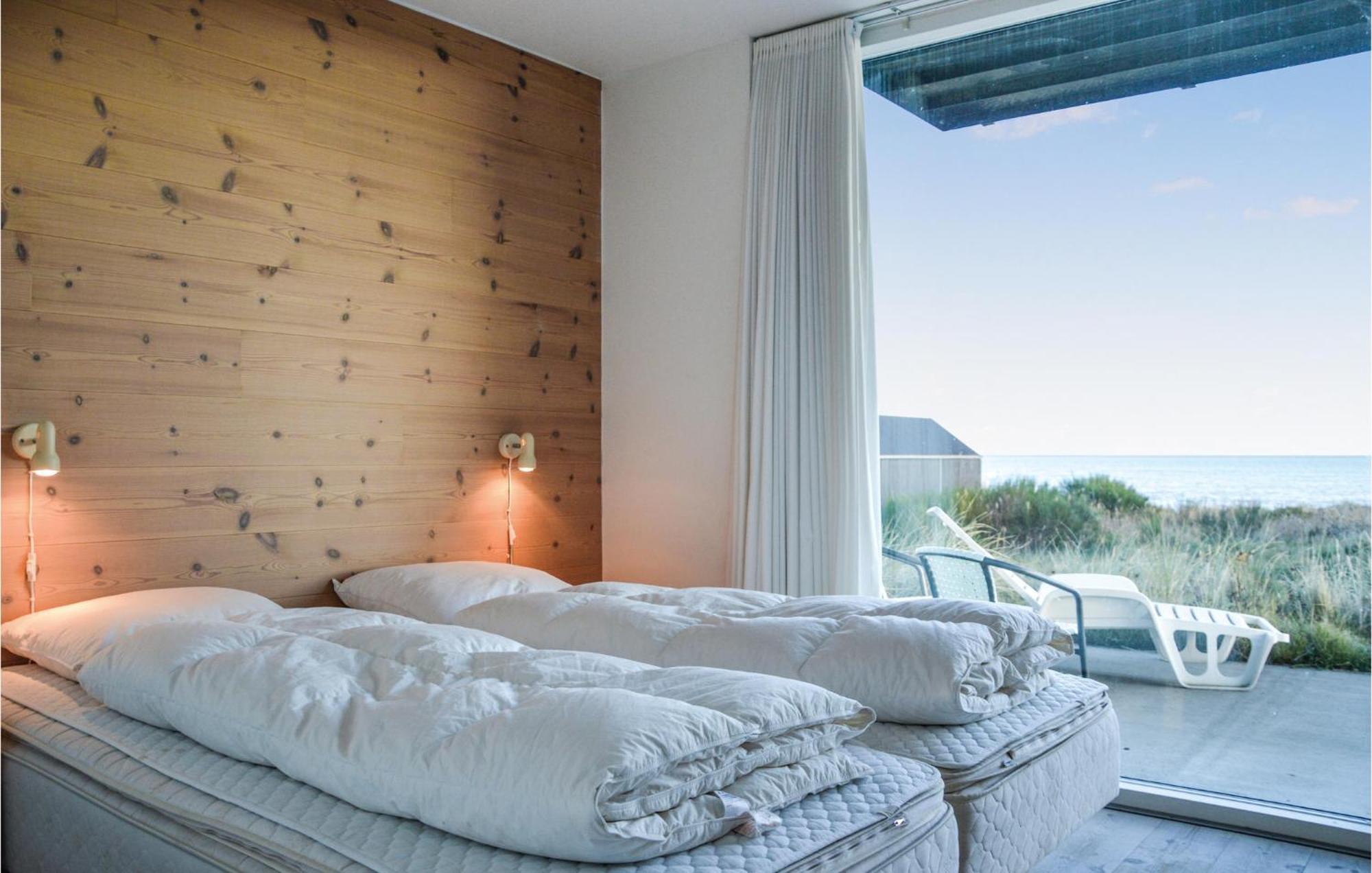2 Bedroom Gorgeous Home In Hvide Sande Exterior foto