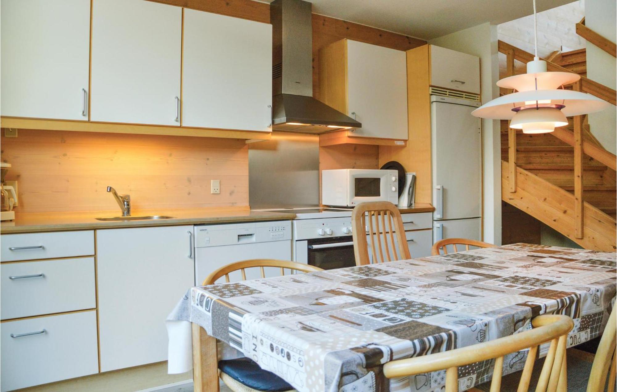 2 Bedroom Gorgeous Home In Hvide Sande Exterior foto